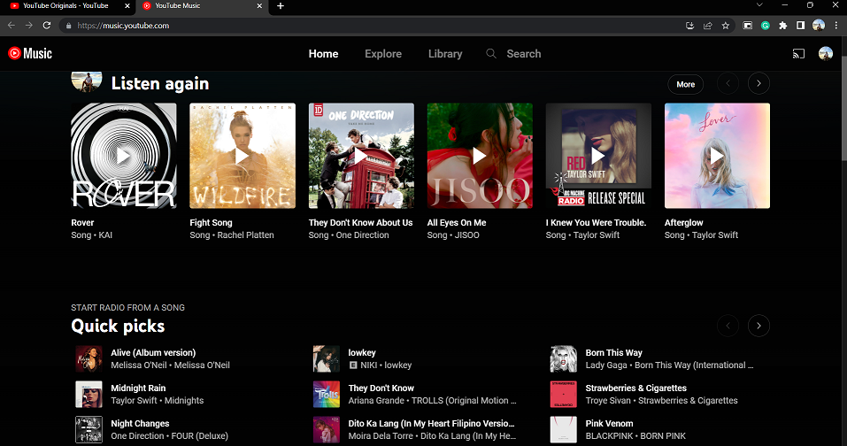 YouTube Music Premium 提供无广告干扰的音乐访问，以及在后台播放音乐或下载音乐供离线收听的选项。